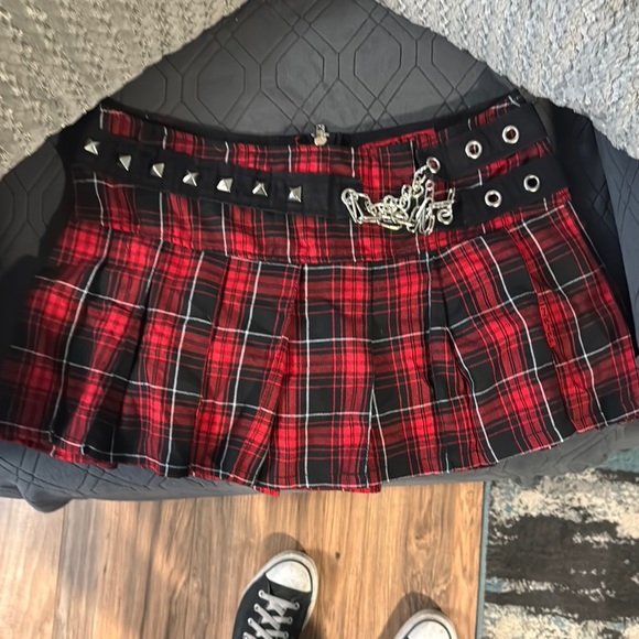 Tripp NYC Red and Black Skater Mini Skirt - Picture 1 of 3